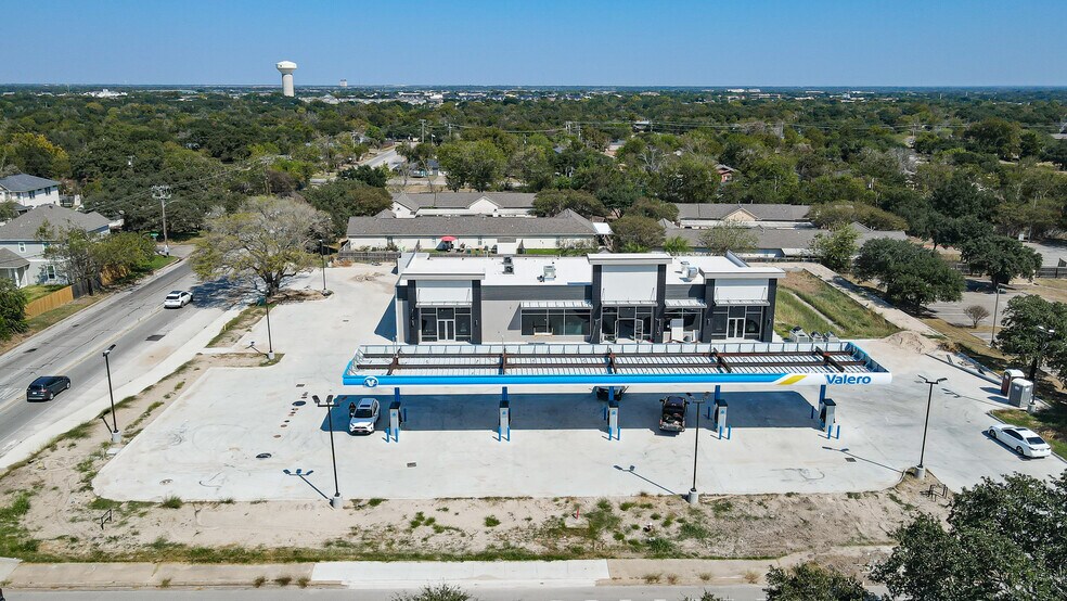 1103 Welsh Ave, College Station, TX à louer - Photo du bâtiment - Image 3 de 8
