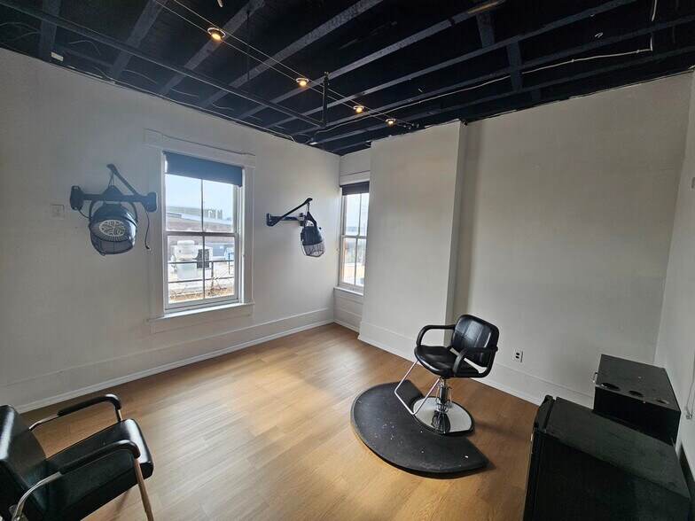 439-451 S Broad St, Trenton, NJ à louer - Photo intérieure - Image 2 de 34