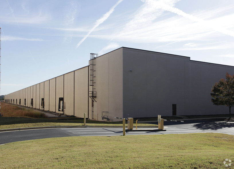 5395 Oakley Industrial Blvd, Fairburn, GA for lease - Building Photo - Image 2 of 5