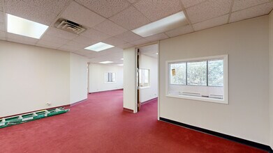 7601 S Kostner Ave, Chicago, IL à louer Numérisation 3D de Matterport- Image 2 de 8