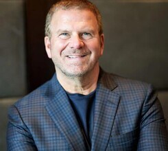 Tilman Fertitta