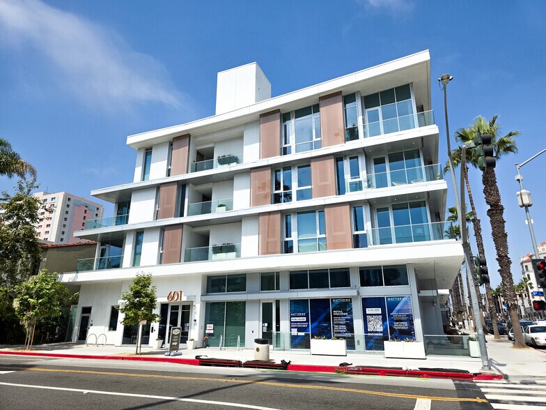601 Wilshire Blvd, Santa Monica, CA à louer - Photo du bâtiment - Image 3 de 6