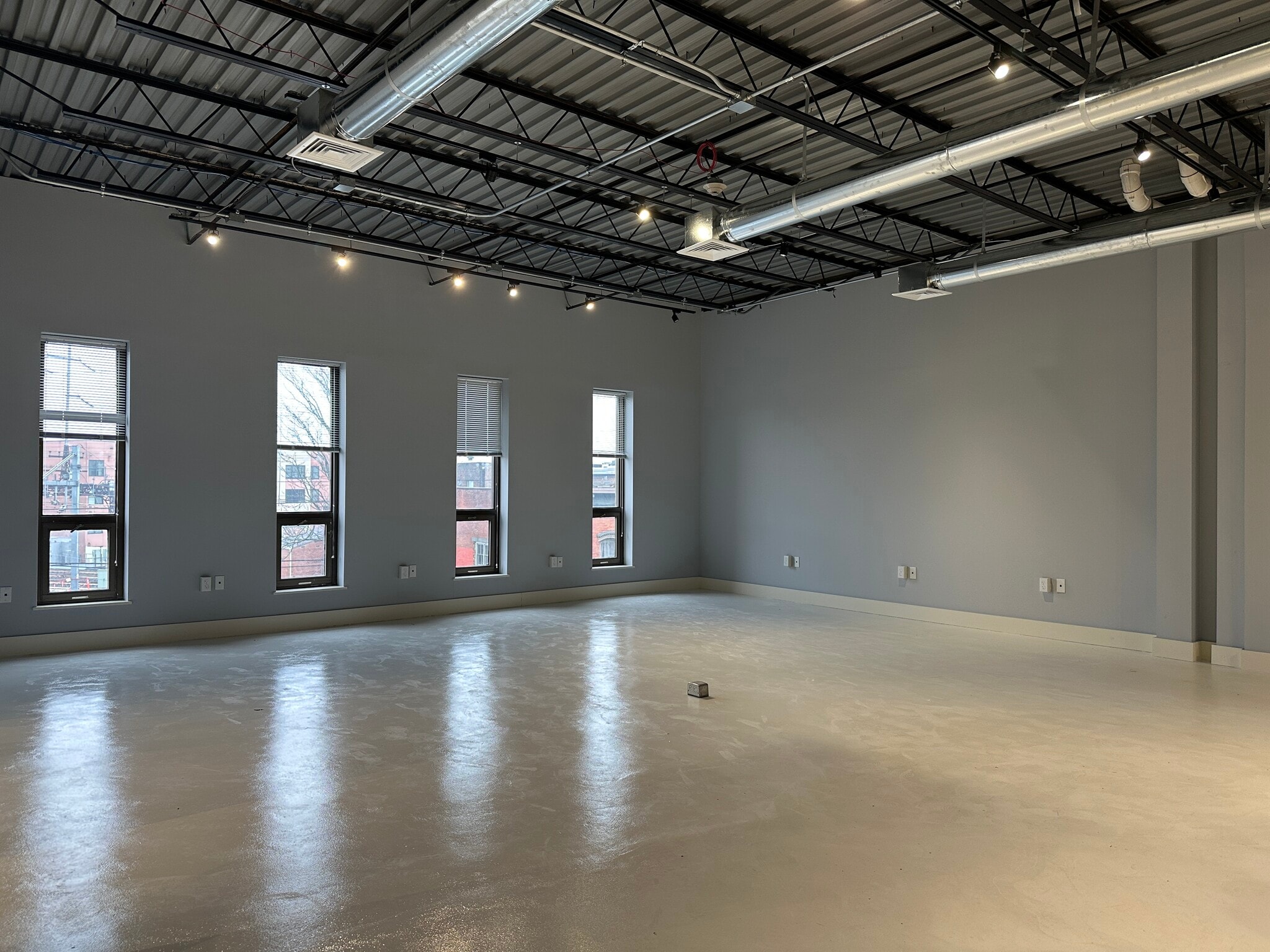 20 N Main St, Norwalk, CT for lease Interior Photo- Image 1 of 8