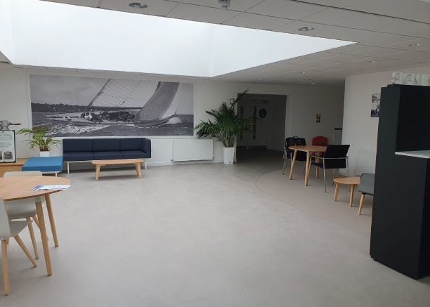 Highland Ave, Sandbank for sale - Interior Photo - Image 2 of 3