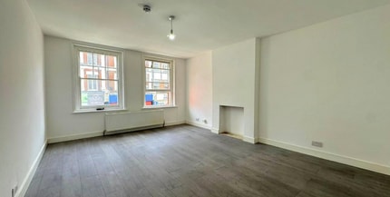 23 London Rd, Twickenham for lease Interior Photo- Image 2 of 3