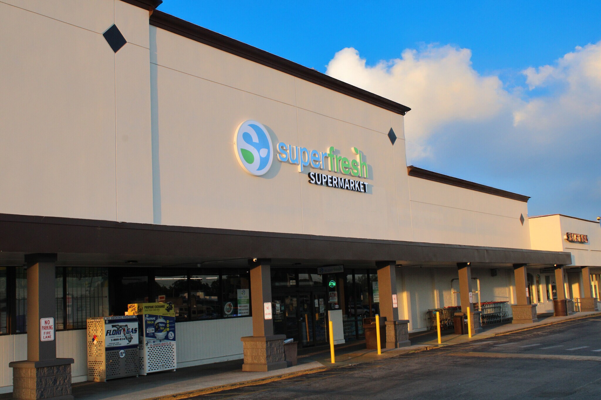 8320 Florida Ave, Tampa, FL for lease Building Photo- Image 1 of 8