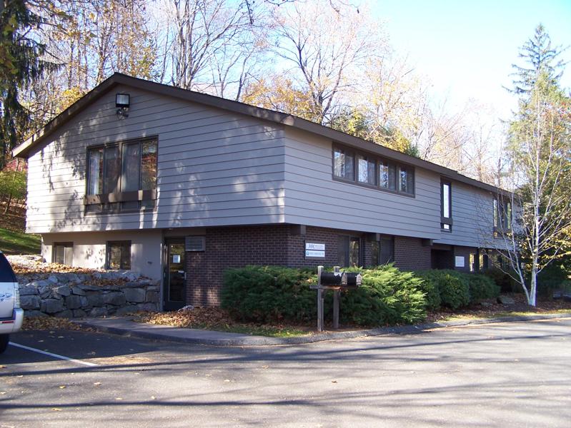 35 Old Ridgefield Rd, Wilton, CT for lease Building Photo- Image 1 of 4