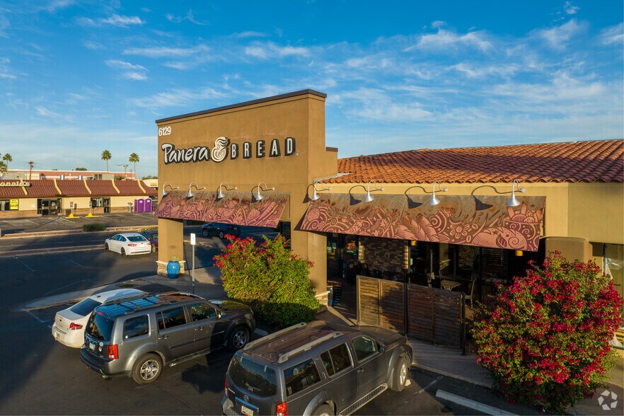 6121-6133 E Broadway Blvd, Tucson, AZ à louer - Photo du bâtiment - Image 3 de 5