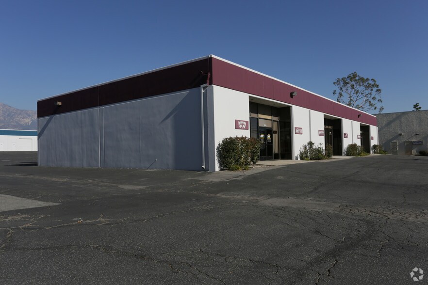 1225-1249 W 9th St, Upland, CA à louer - Photo du bâtiment - Image 3 de 3