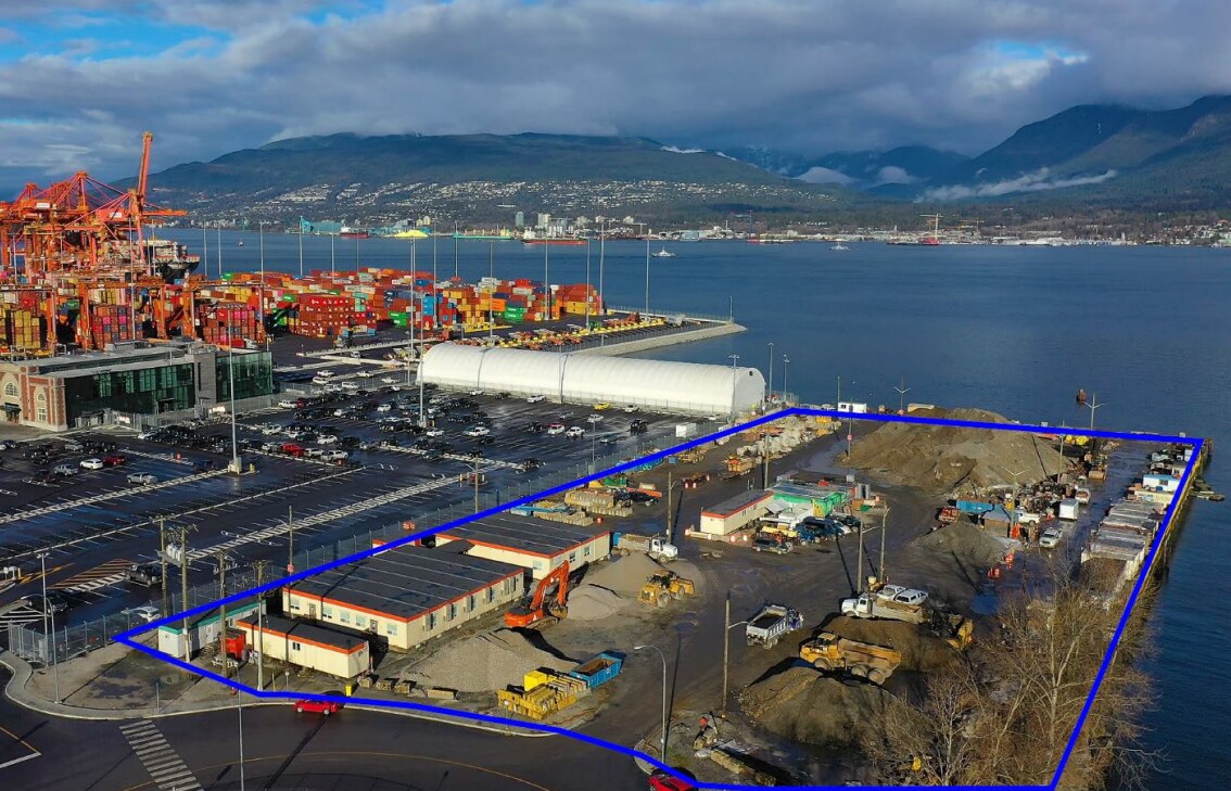 855 Centennial Rd, Vancouver, BC à vendre Photo principale- Image 1 de 1