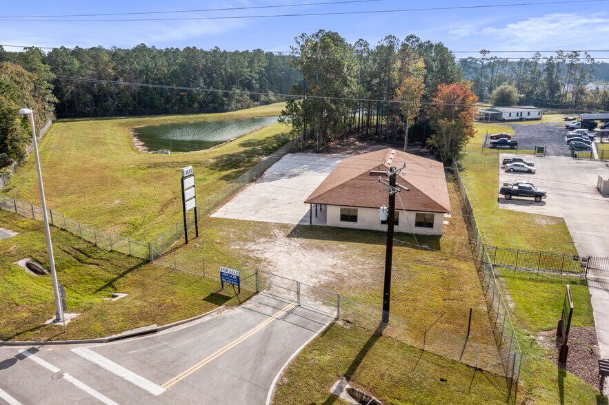 1613 Blanding Blvd, Middleburg, FL à vendre - Photo principale - Image 1 de 9