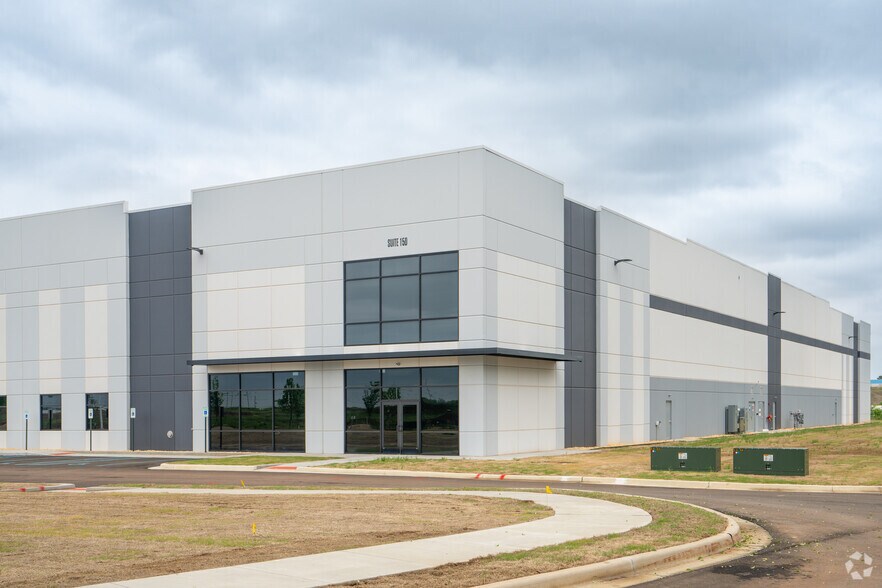 26641 Distribution Blvd NW, Madison, AL à louer - Photo du bâtiment - Image 2 de 8