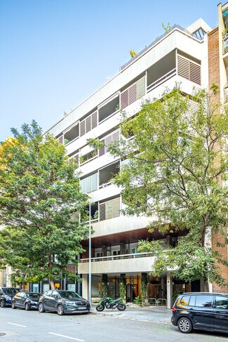 More details for Carrer de Francesc Carbonell, 21-23, Barcelona - Office, Retail for Lease