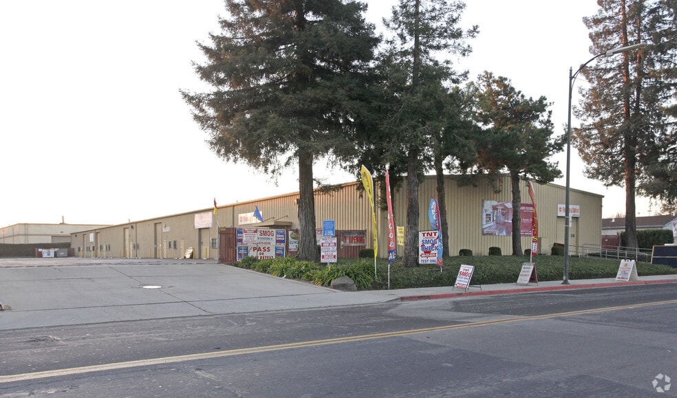 894-902 Commercial St, San Jose, CA for lease - Primary Photo - Image 1 of 4