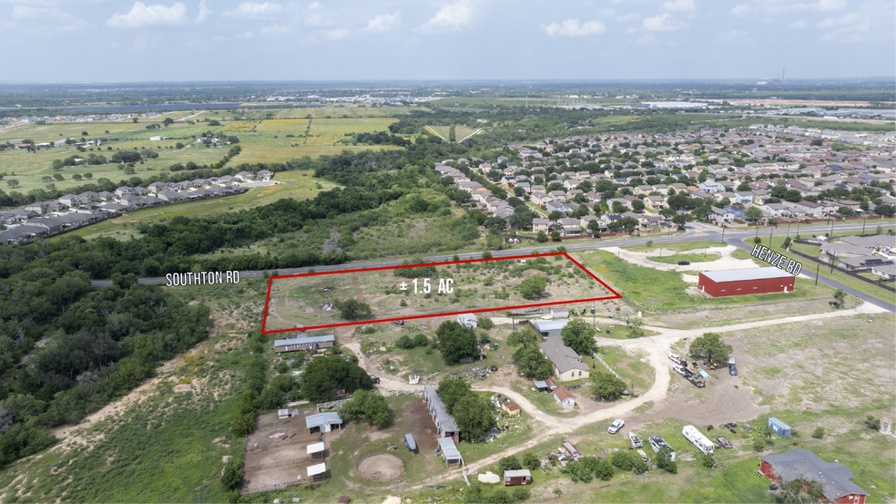 1.5 +/- AC on Southton Road, San Antonio, TX for sale - Building Photo - Image 2 of 5