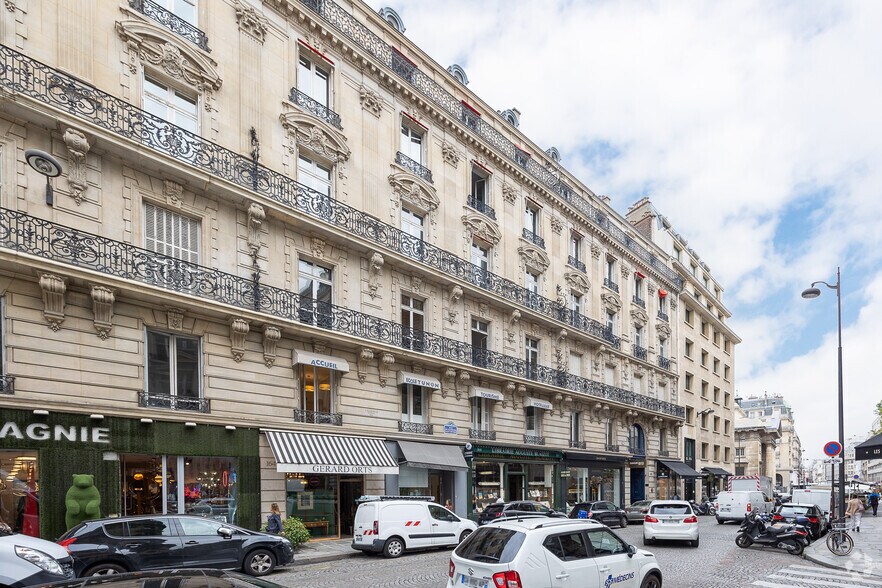 Rue Du Faubourg Saint-Honoré, Paris for lease - Building Photo - Image 3 of 12