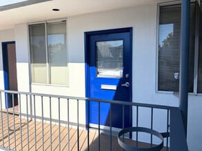 930 Alhambra Blvd, Sacramento, CA for lease Building Photo- Image 2 of 6