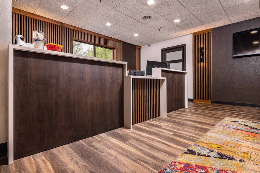 3745 S Fremont Ave, Springfield, MO à vendre - Photo intérieure - Image 3 de 18