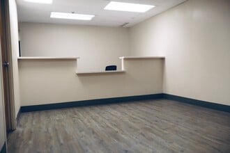 2621 S Bristol St, Santa Ana, CA for lease Interior Photo- Image 1 of 4