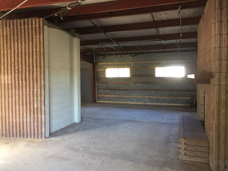 301 NE 20th St, Lawton, OK à vendre - Photo intérieure - Image 2 de 12