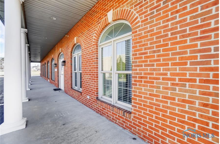 2135 Tiffin Ave, Findlay, OH à vendre - Photo du bâtiment - Image 3 de 20