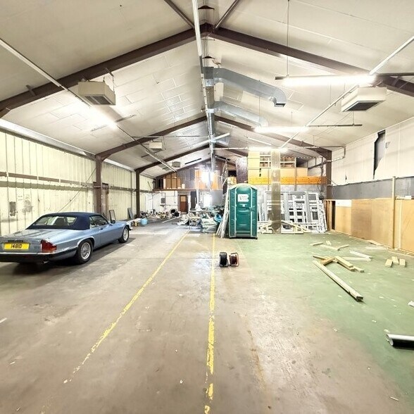 Base Business Park, Woodbridge à louer - Photo intérieure - Image 2 de 4