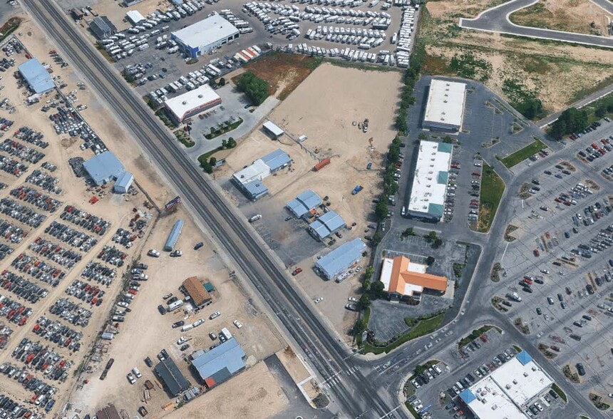 5308 Cleveland Blvd, Caldwell, ID à louer - Photo du bâtiment - Image 2 de 3