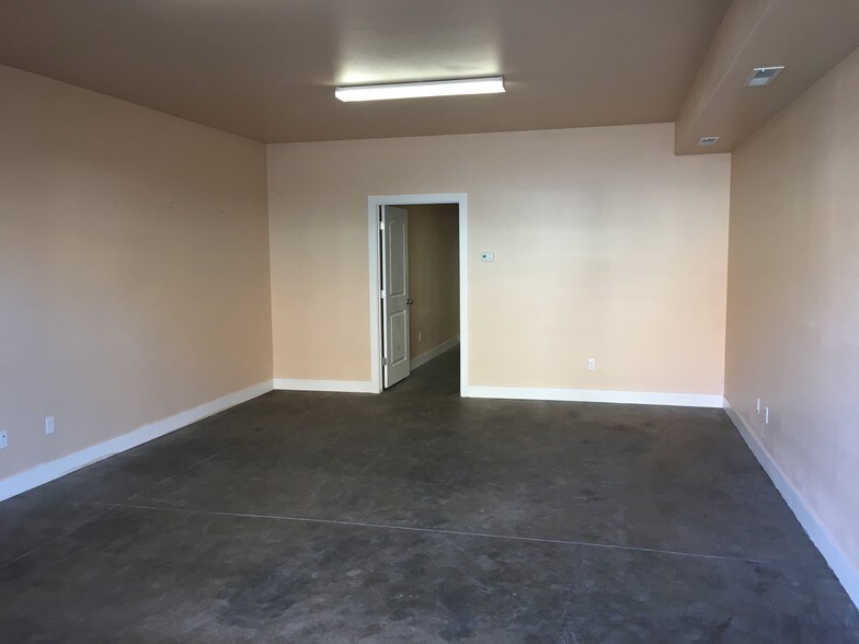 1464 E Ridge St, Washington, UT à louer - Photo intérieure - Image 3 de 8