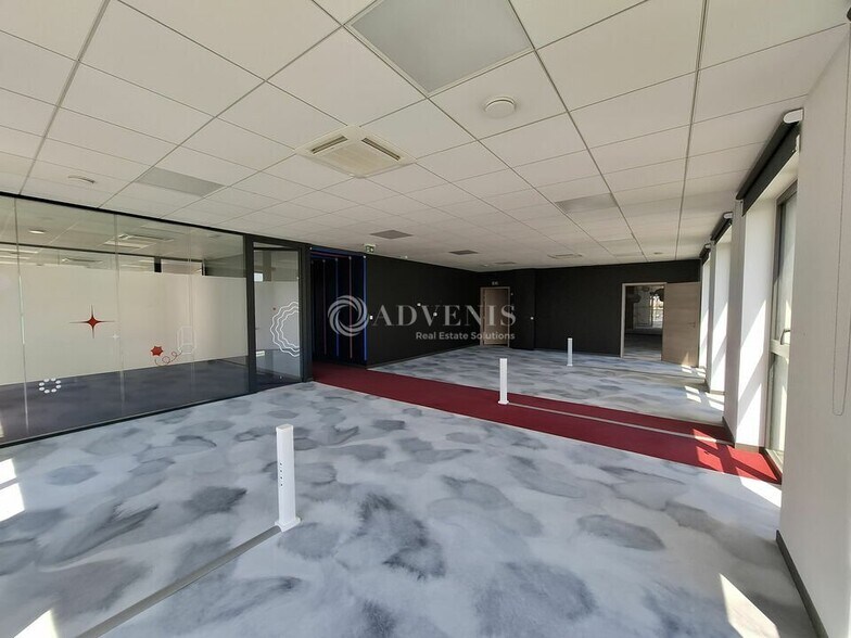 Office in Nancy for lease - Interior Photo - Image 1 of 7
