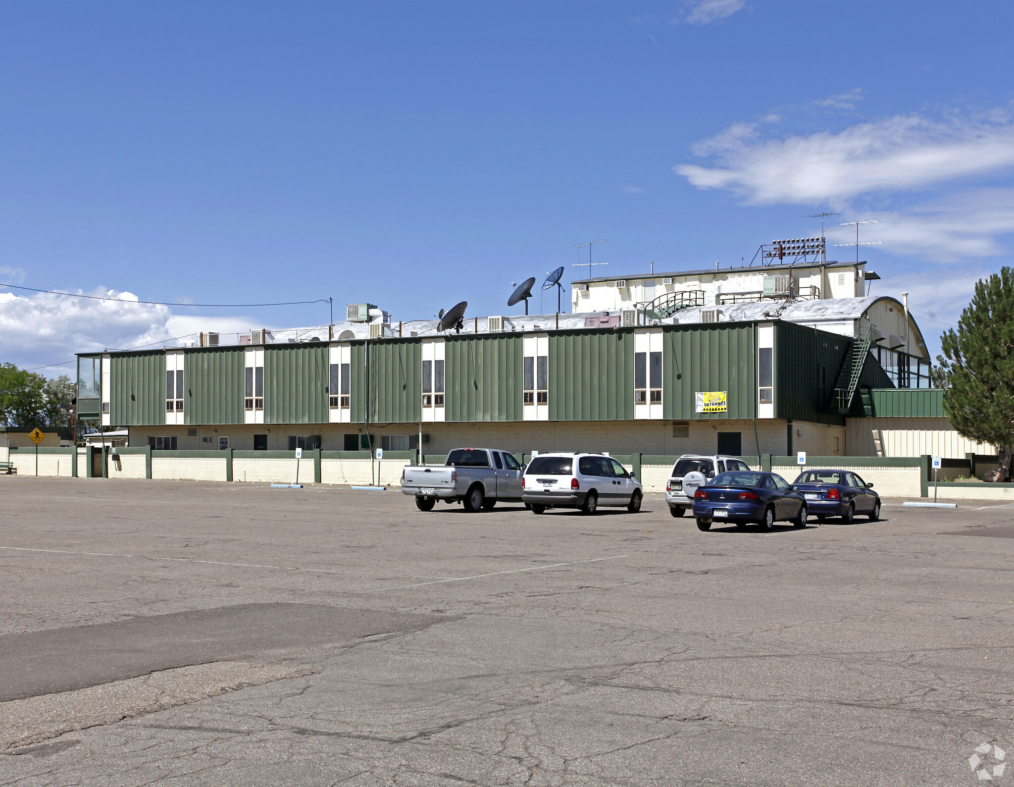 Sports & Entertainment in Pueblo, CO for sale Primary Photo- Image 1 of 1