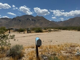 Plus de détails pour 401 Sterling rd, Pearsonville, CA - Multi-résidentiel à vendre