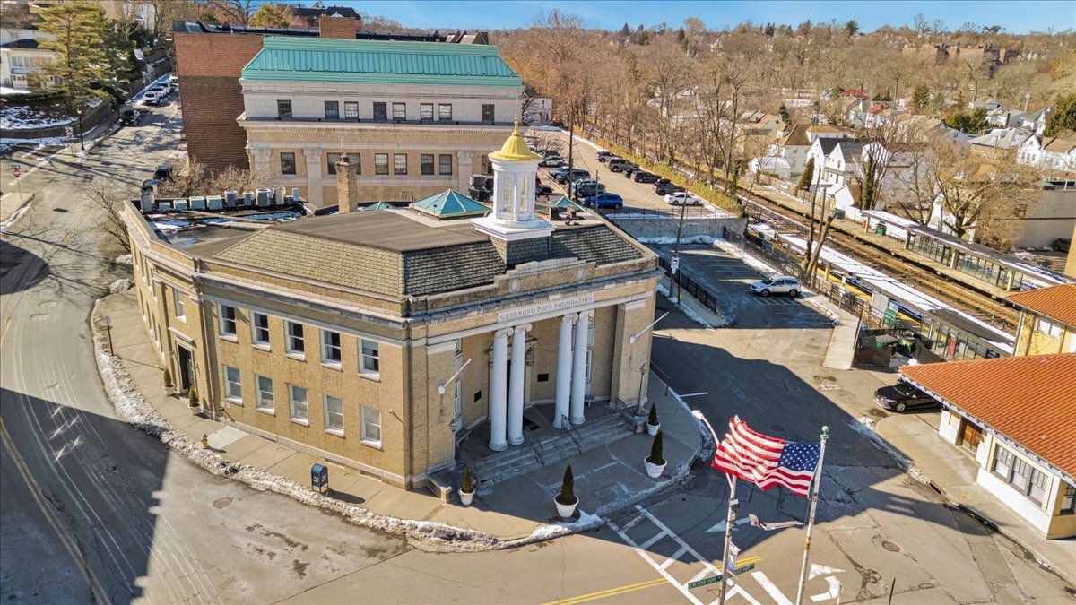 1 Generoso Pope Pl, Tuckahoe, NY à vendre Photo principale- Image 1 de 32