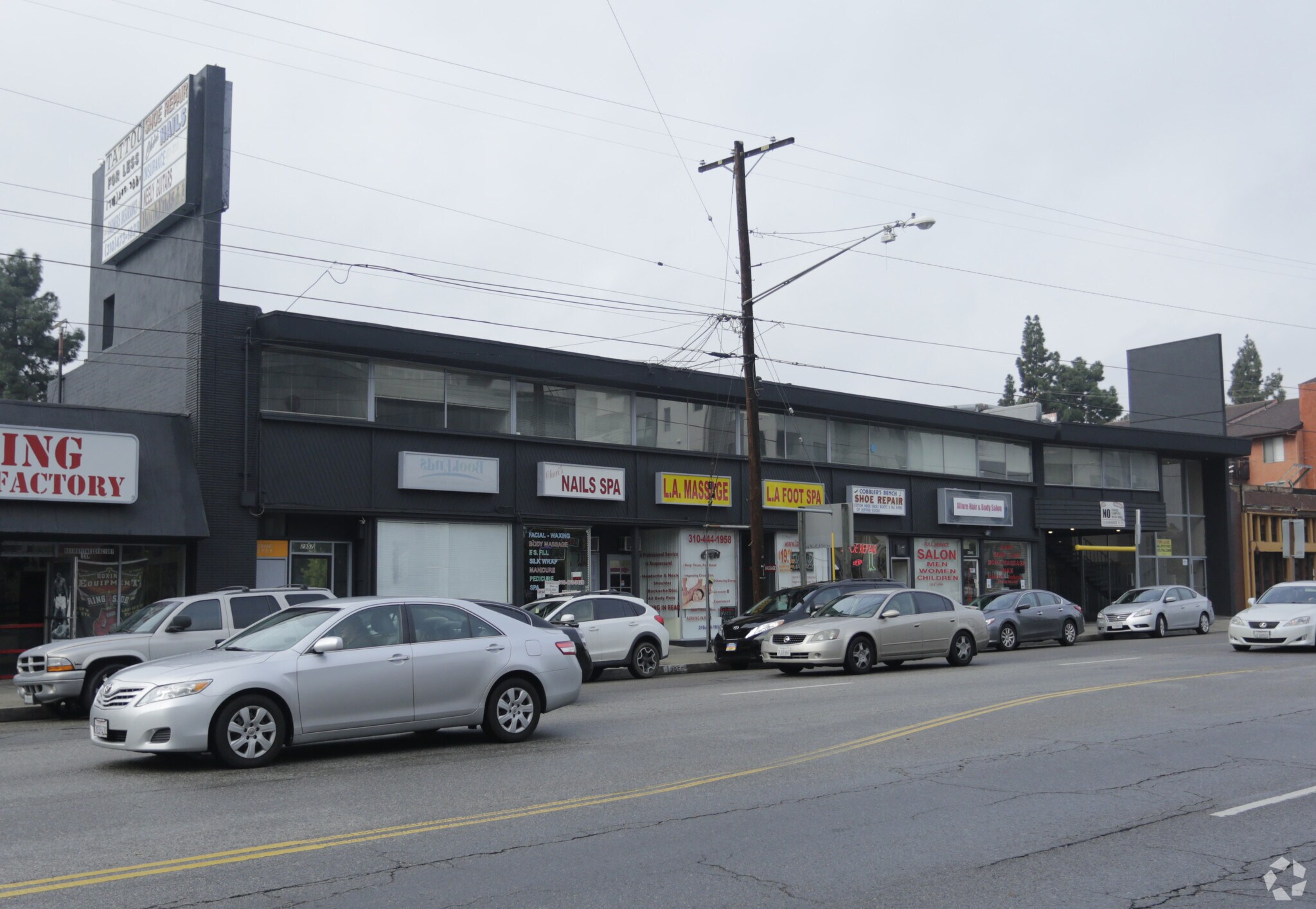 2927-2959 S Sepulveda Blvd, Los Angeles, CA à louer Photo du bâtiment- Image 1 de 7