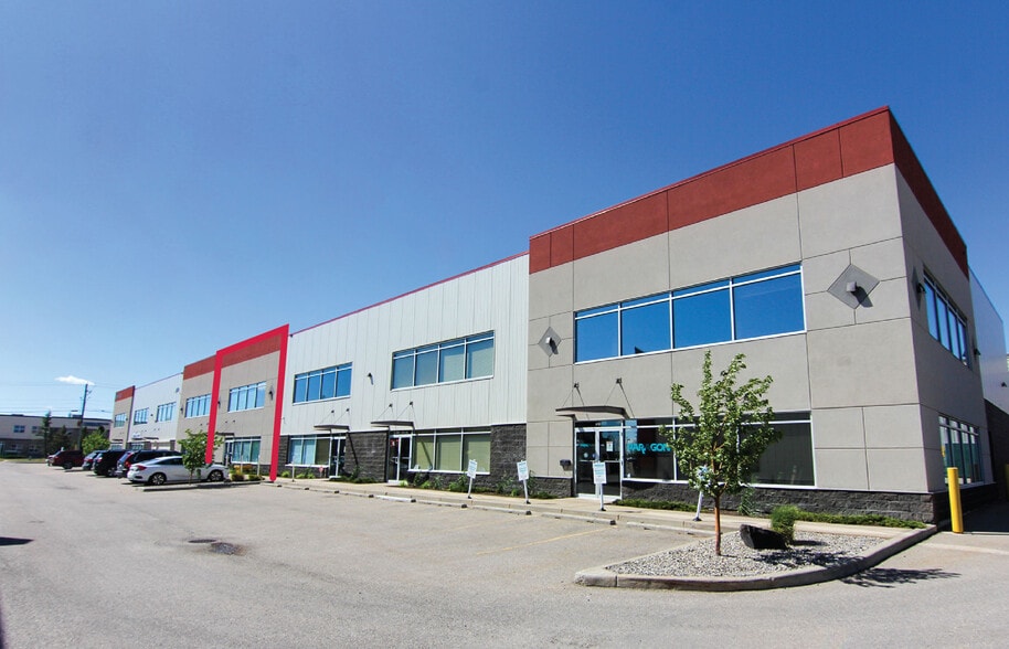 10672 46th St SE, Calgary, AB for sale - Building Photo - Image 2 of 16