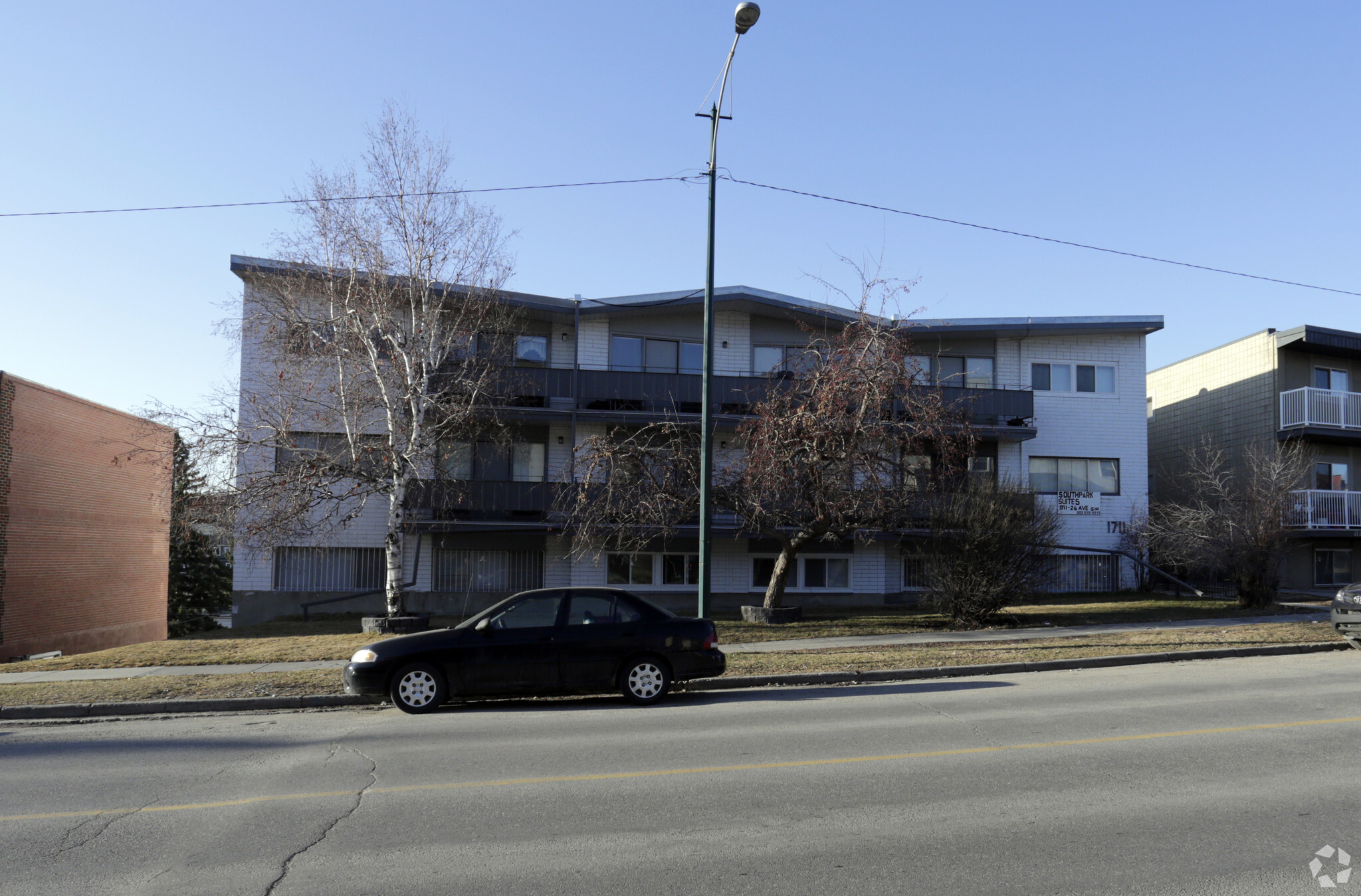 1711 26th Ave SW, Calgary, AB for sale Primary Photo- Image 1 of 1