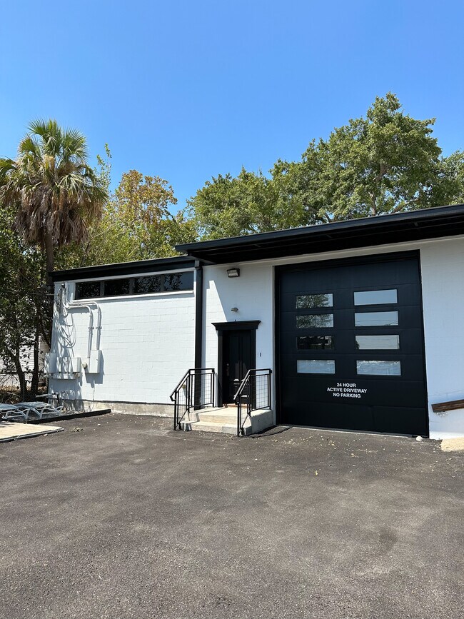 More details for 1520 Center St, Houston, TX - Office for Lease