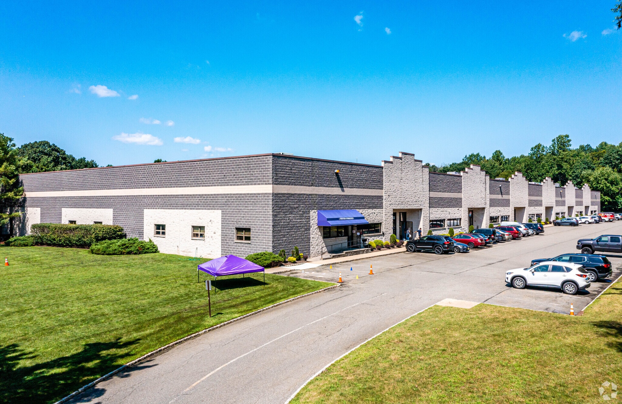 385 Franklin Ave, Rockaway, NJ for lease Primary Photo- Image 1 of 6