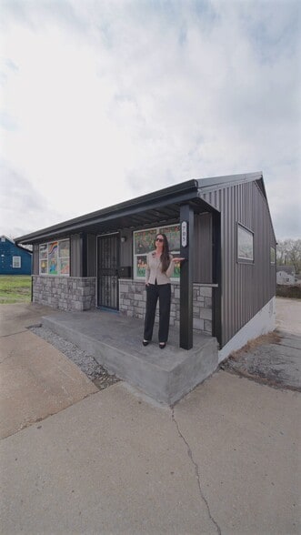 705 E 23rd St S, Independence, MO for sale - Commercial Listing Video - Image 2 of 14