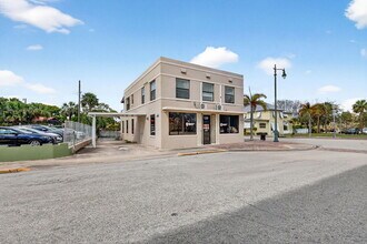 129 N 5th St, Fort Pierce, FL à louer Photo intérieure- Image 1 de 20