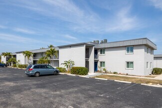 Plus de détails pour 8372 Beacon Blvd, Fort Myers, FL - Multi-résidentiel à vendre