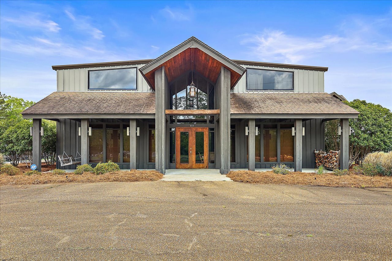 809 N Church St, Florence, MS à louer Photo du bâtiment- Image 1 de 27