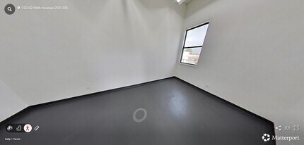 13202 89th Ave, Richmond Hill, NY for lease Interior Photo- Image 1 of 4