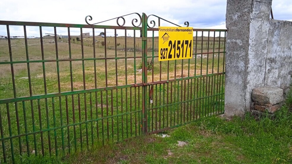 Land in Arroyo de la Luz, Cáceres for sale - Primary Photo - Image 1 of 2