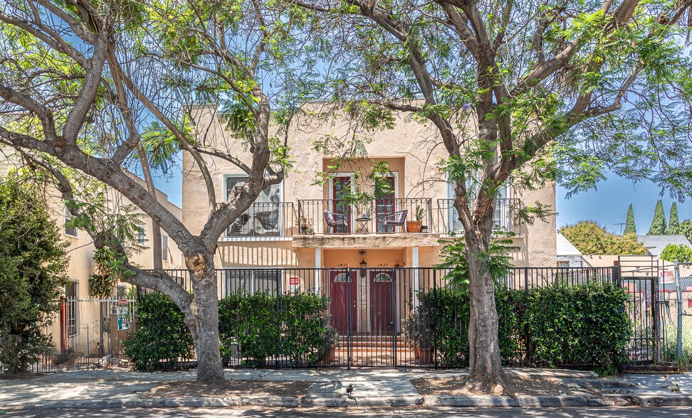 1435-1437 1/2 N Las Palmas Ave, Los Angeles, CA à vendre - Photo du bâtiment - Image 2 de 18