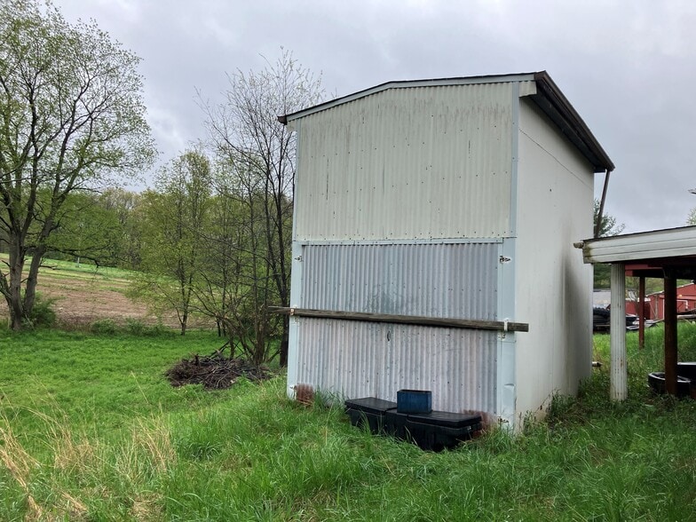 119 Reed Rd, Fenelton, PA à vendre - Photo du bâtiment - Image 2 de 8