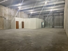 6901-6989 NW 82nd Ave, Miami, FL for lease Building Photo- Image 1 of 15