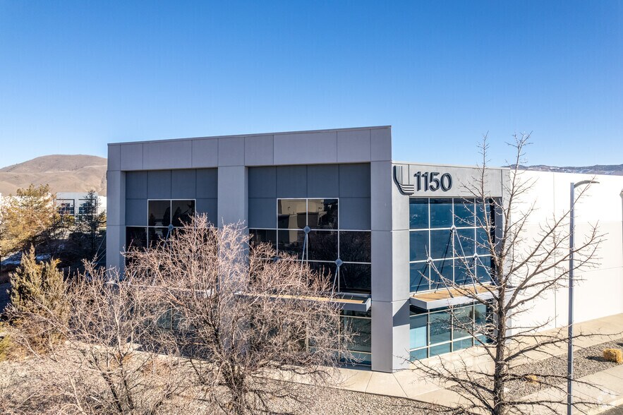 1150 Trademark Dr, Reno, NV à louer - Photo du bâtiment - Image 2 de 7