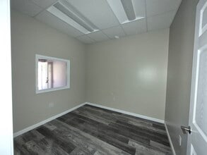 405 Rose St, Sanford, NC for lease Interior Photo- Image 2 of 6