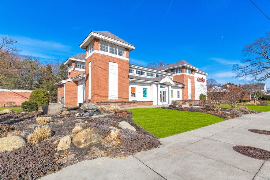 2845 Middle Country Rd, Lake Grove, NY à vendre - Autre - Image 2 de 23