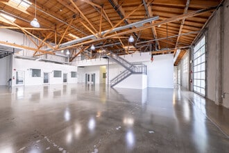 3523-3525 Eastham Dr, Culver City, CA à louer Photo intérieure- Image 2 de 12